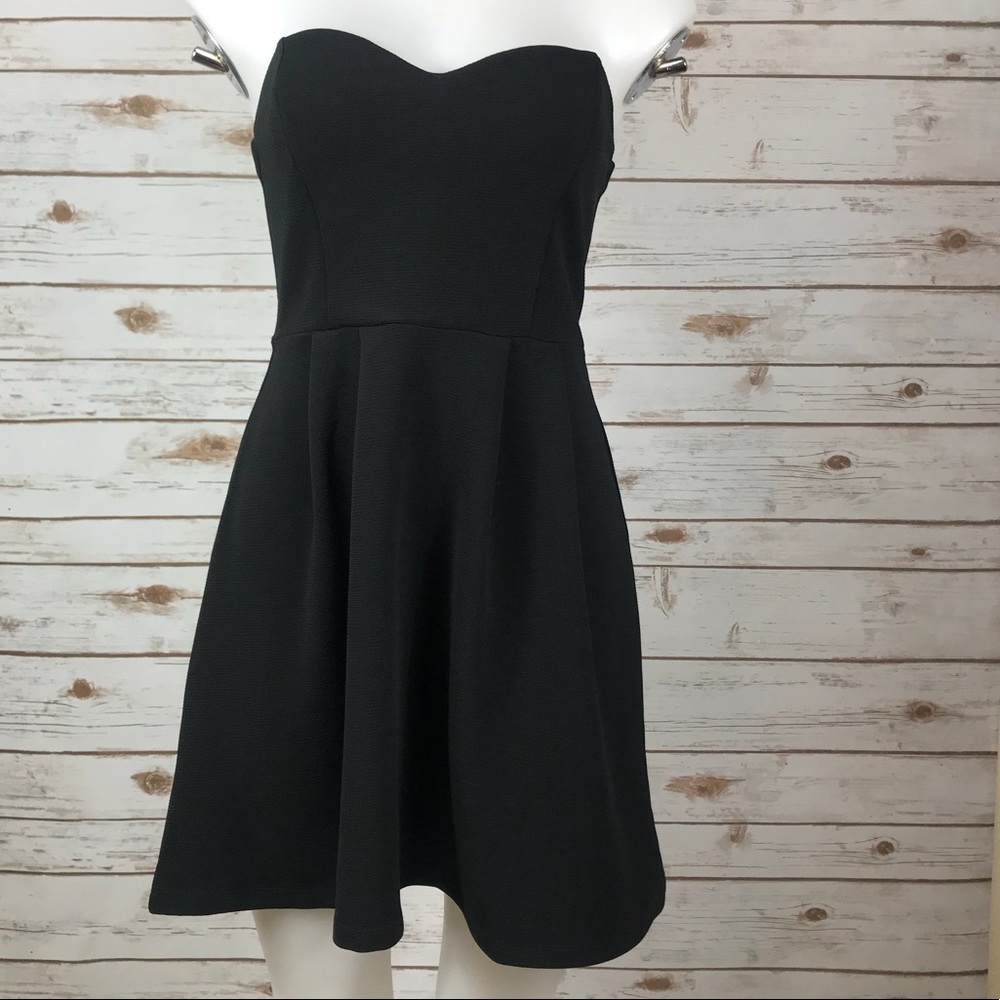 Forever 21 strapless dress